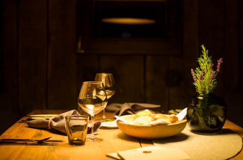 dinner-im-weinfass-vinum-hotel-paradies