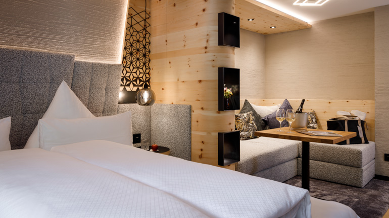 Hotel Homann Samnaun Schweiz Ski Wellness Zimmer