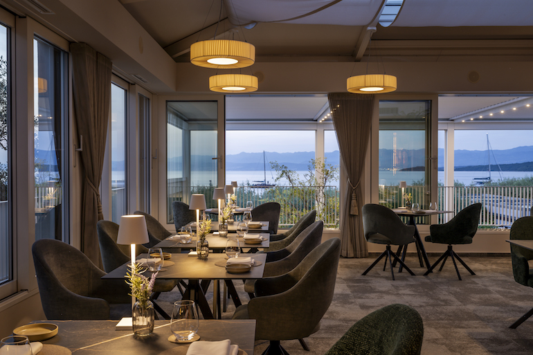 Europa, Kroatien, Kvarner Bucht, Insel Krk, Malinska: Hotel VILA ROVA