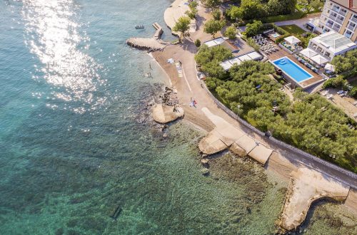 Hotel Villa Rova Kroatien Insel Krk Mittelmeer Strand