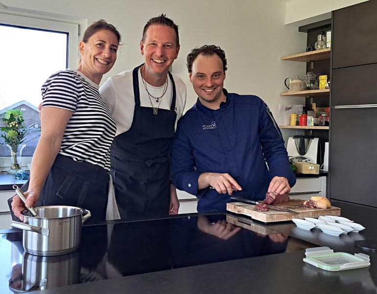 fine Dining-Home-Chefkoch-Küche-Team