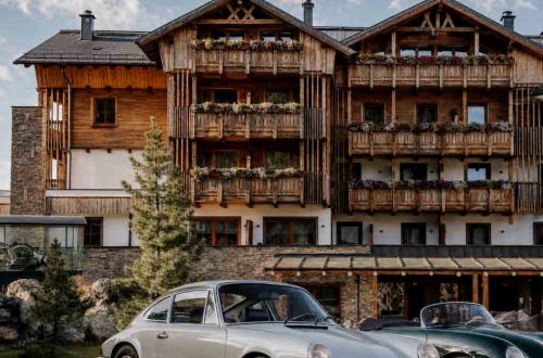 hotel-kornock-turracher-hoehe-alpen-oesterreich-porsche-fassade